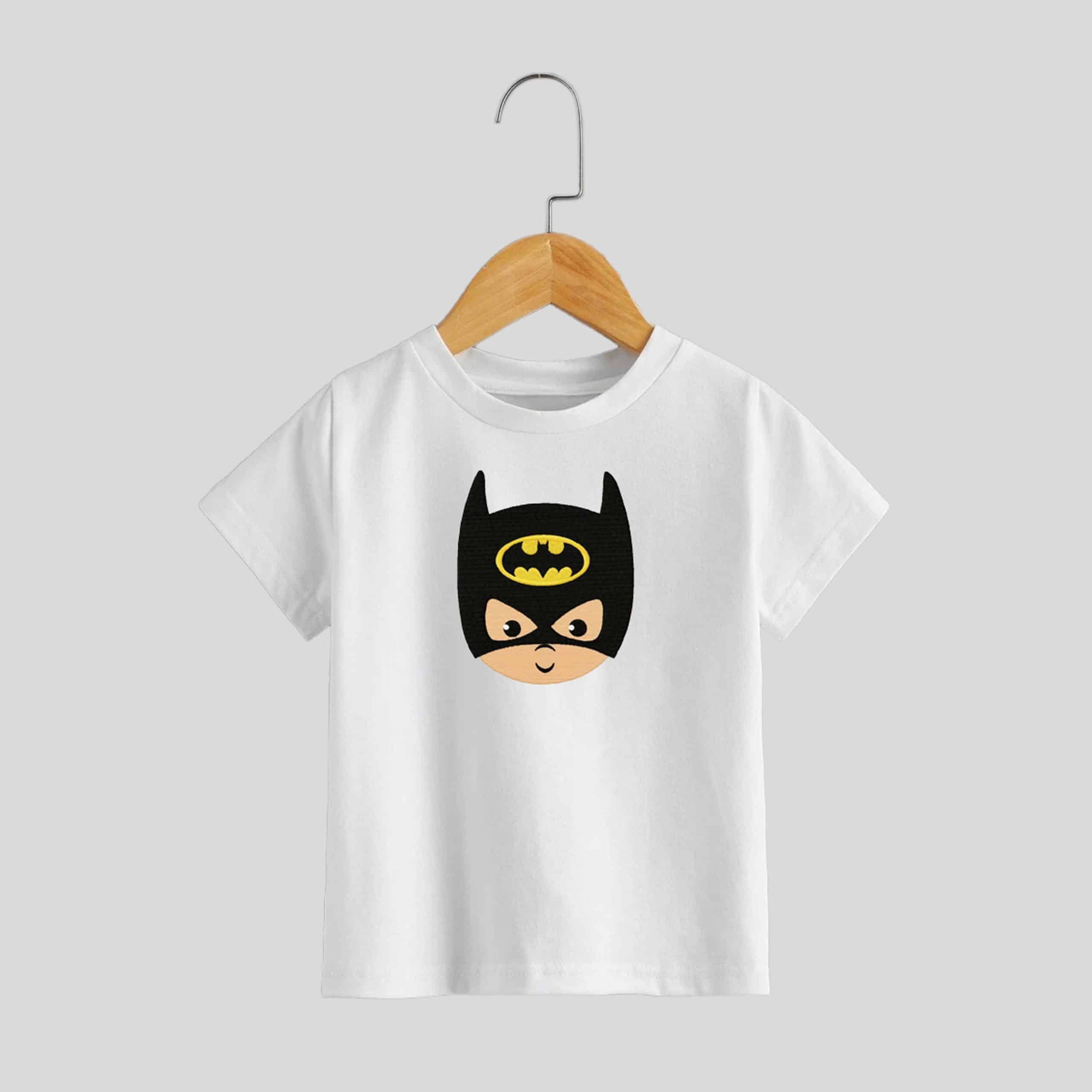 Boys white batman Print Tee-RKFCW179