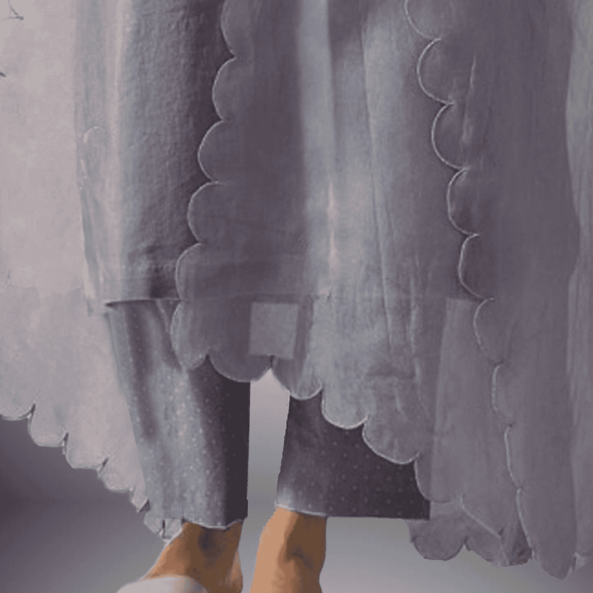 Women's lavender Calf length Kurti with Front embroidery and Scalloped dupatta with Pant-RWKS093